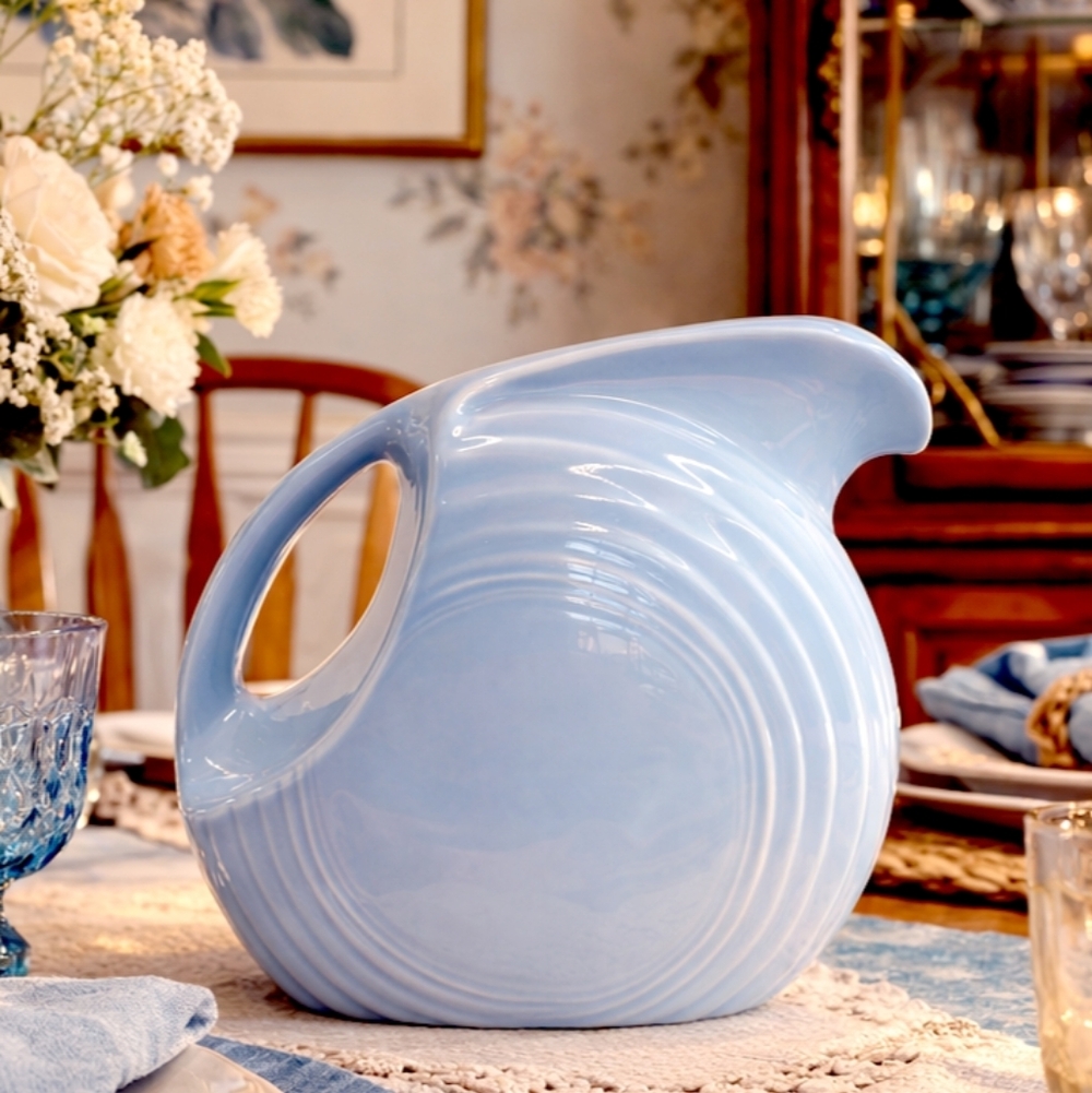 Vintage FIESTAWARE Ceramic Art Deco Style Large Disk Pitcher in Periwinkle Blue - Picture 2 of 12